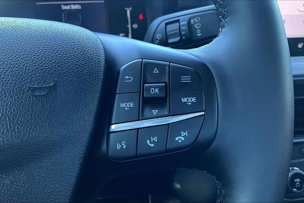 Used 2025 Ford Maverick XLT w/ XLT Luxury Package image 14