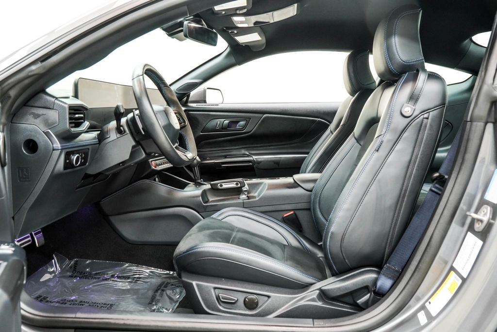 Used 2025 Ford Mustang Dark Horse RWD image 16