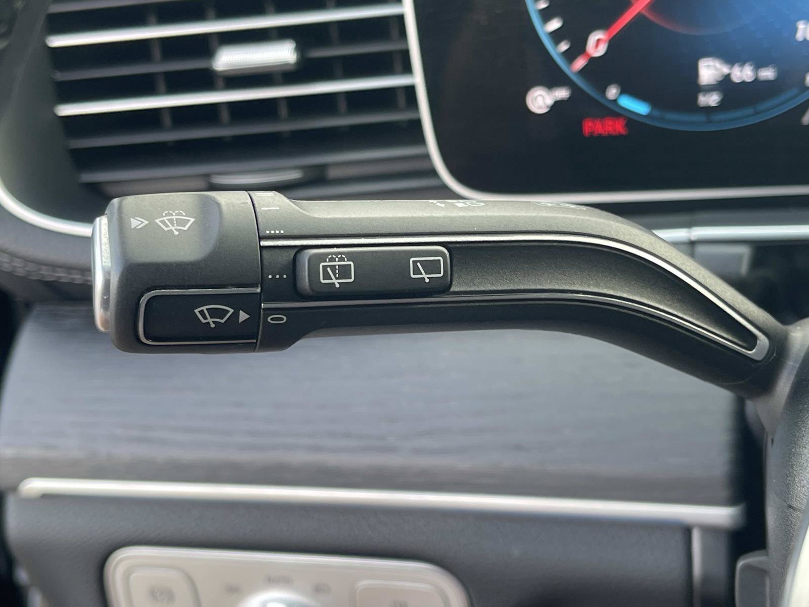 Certified 2023 Mercedes-Benz GLS 450 4MATIC image 46