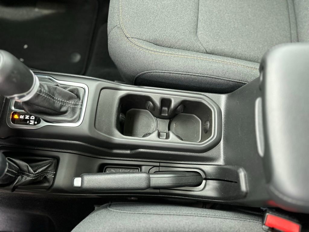 New 2025 Jeep Gladiator Sport image 19