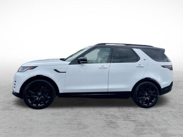 Used 2025 Land Rover Discovery Dynamic SE AWD/4WD image 8