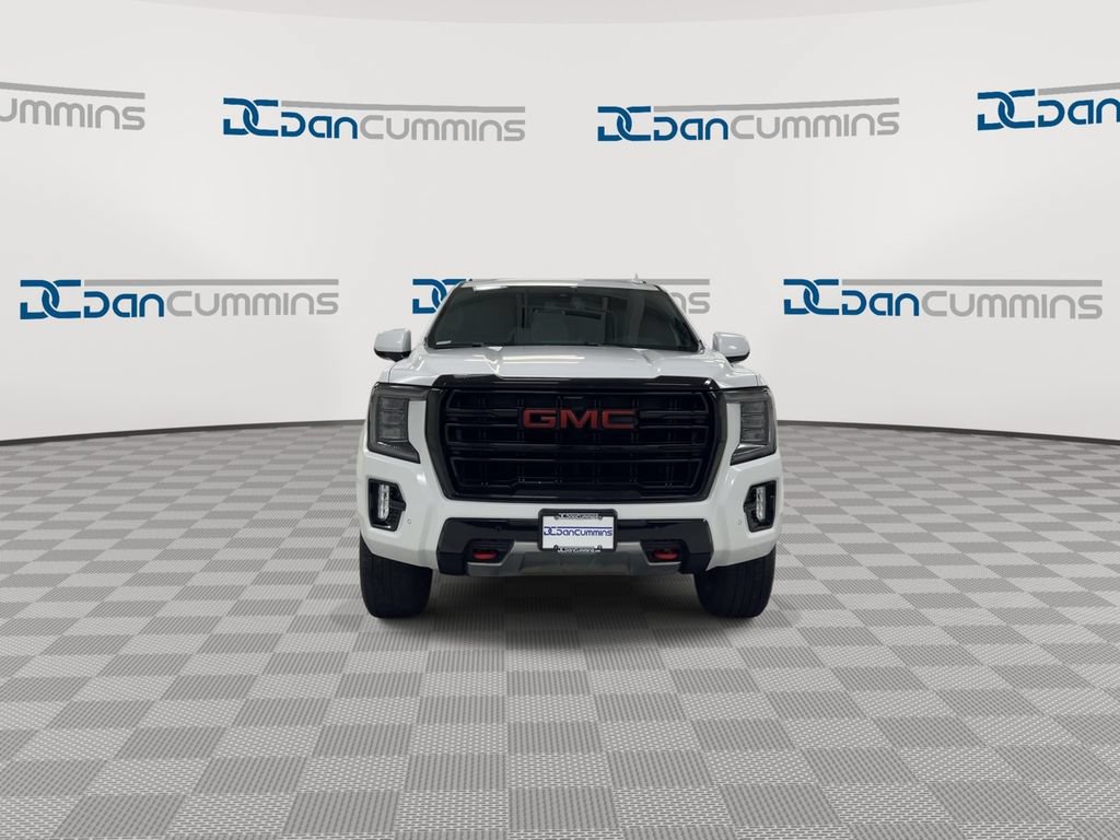 Used 2022 GMC Yukon XL AT4 AWD/4WD image 3