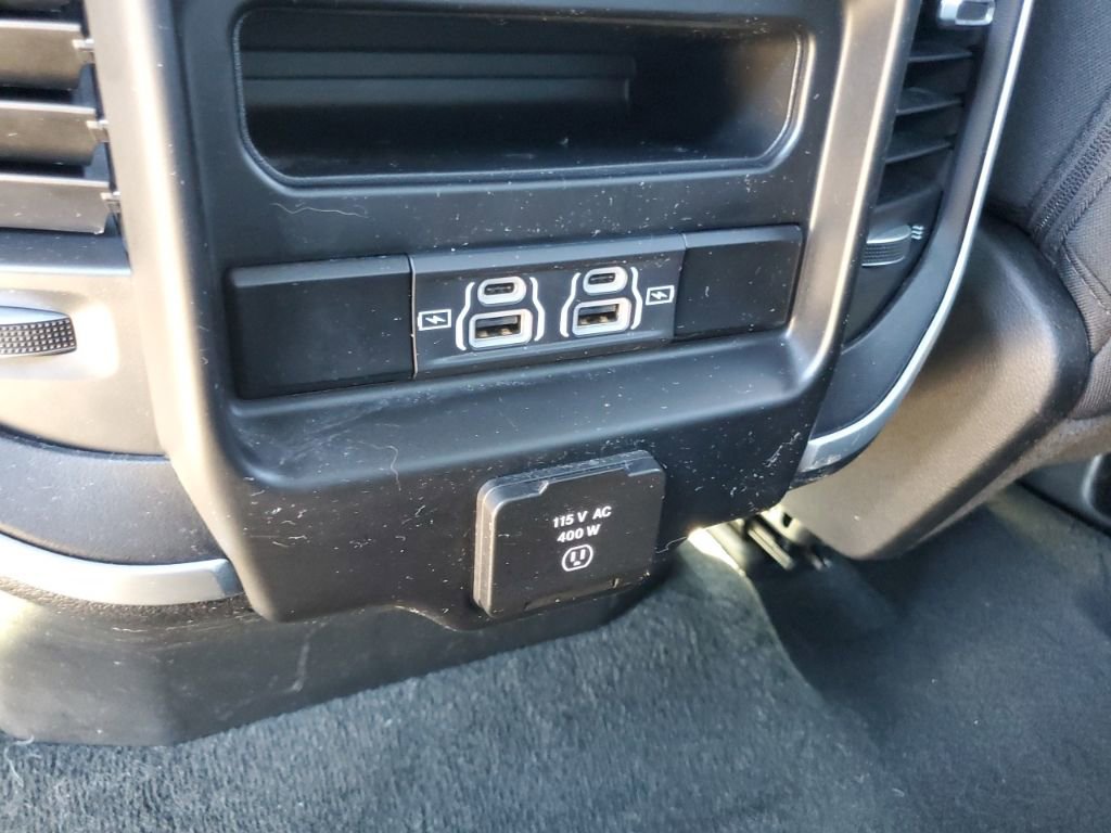Used 2021 RAM 1500 Big Horn AWD/4WD image 32