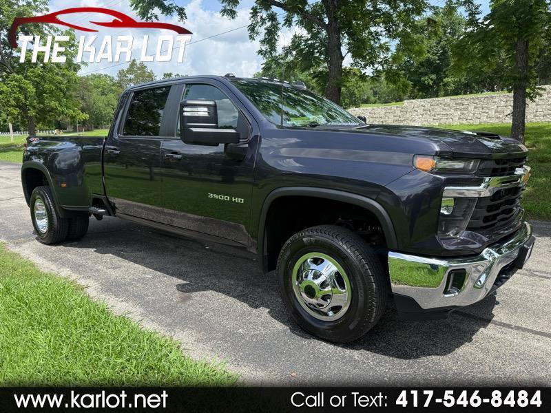 Used 2024 Chevrolet Silverado 3500 LT w/ Convenience Package AWD/4WD image 1