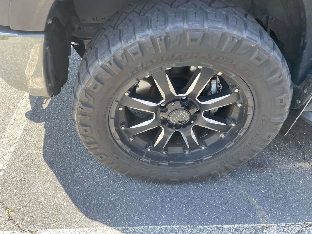 Used 2019 Toyota Tundra Limited w/ TRD Off Road Package AWD/4WD image 18