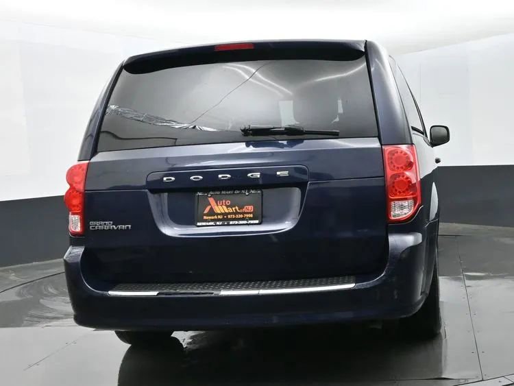 Used 2012 Dodge Grand Caravan American Value Package FWD image 8
