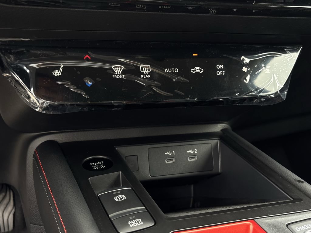 New 2026 Nissan Kicks SR w/ Cold Weather Package FWD image 17