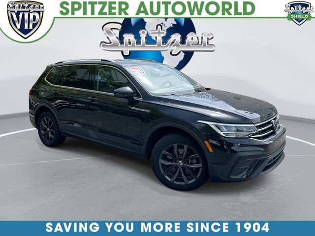 Used 2022 Volkswagen Tiguan SE w/ Panoramic Sunroof Package AWD/4WD image 1