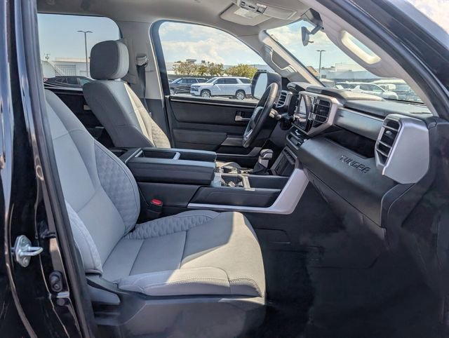 Used 2024 Toyota Tundra SR5 AWD/4WD image 18