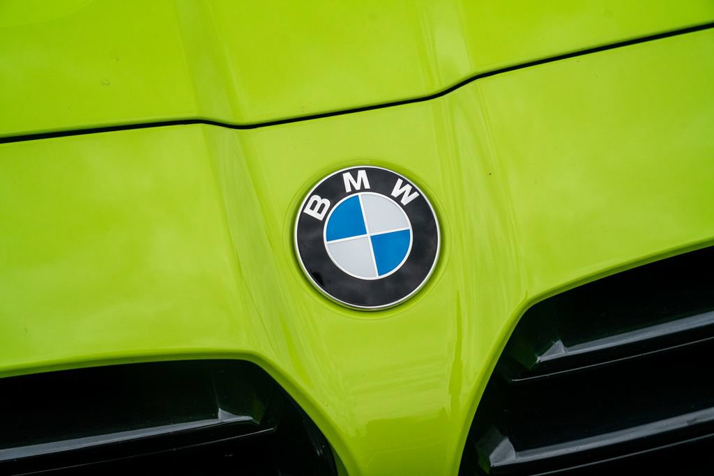 Used 2021 BMW M3 Competition w/ M Carbon Exterior Package RWD image 8