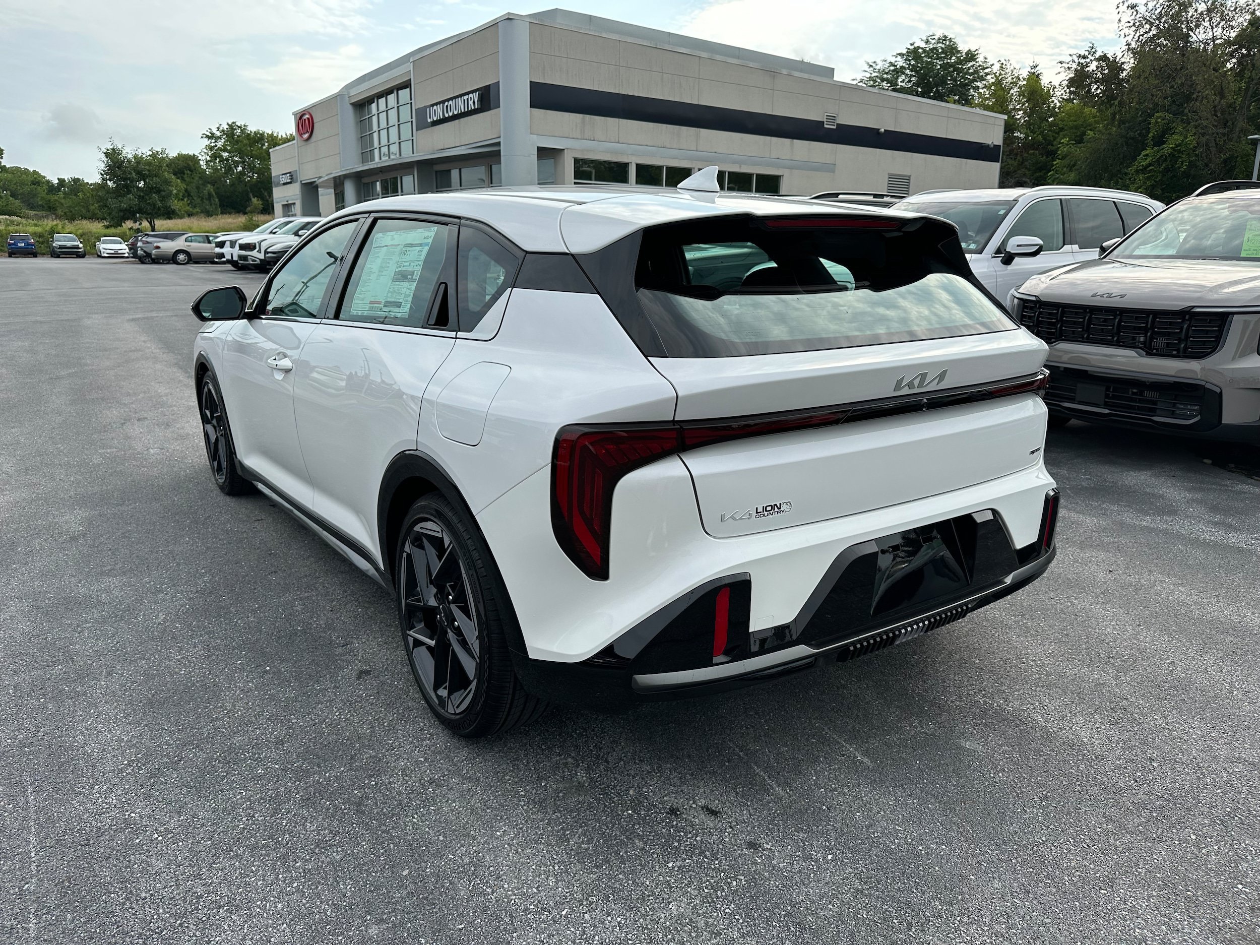 New 2026 Kia K4 GT-Line w/ GT-Line Premium Package FWD image 7