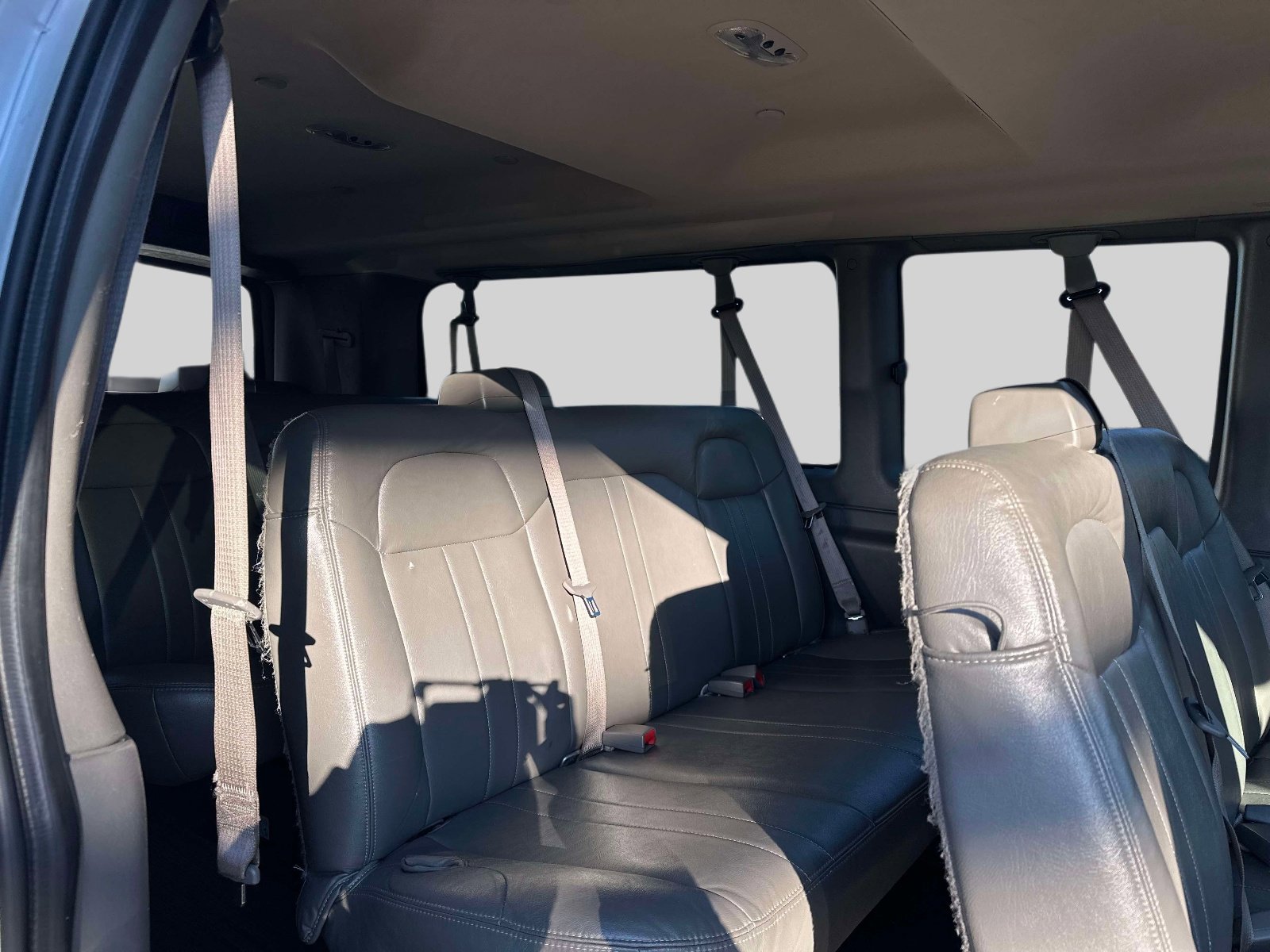 Used 2023 Chevrolet Express 3500 LS RWD image 12