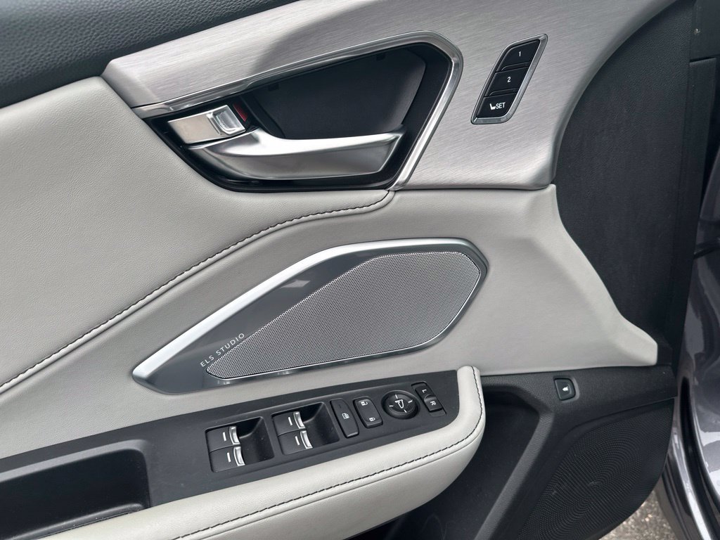 Used 2020 Acura RDX w/ Technology Package FWD image 13