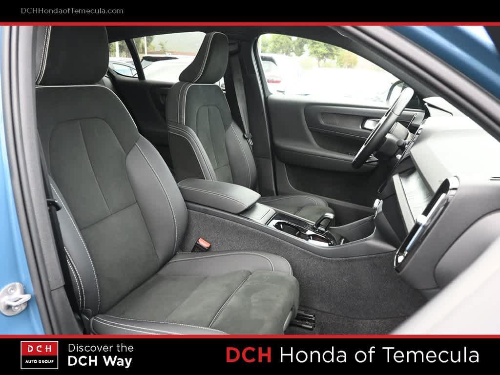 Used 2023 Volvo C40 P8 Recharge Ultimate w/ Protection Package Premier AWD/4WD image 21