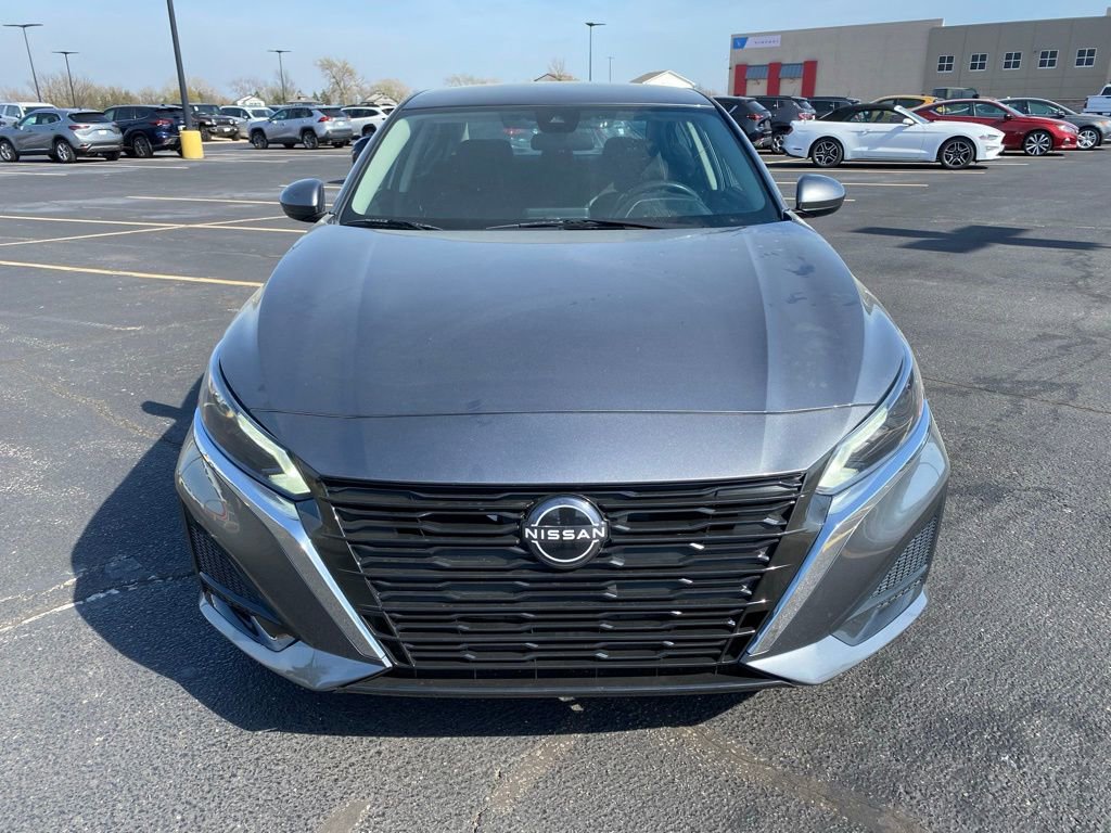Used 2023 Nissan Altima 2.5 S image 4