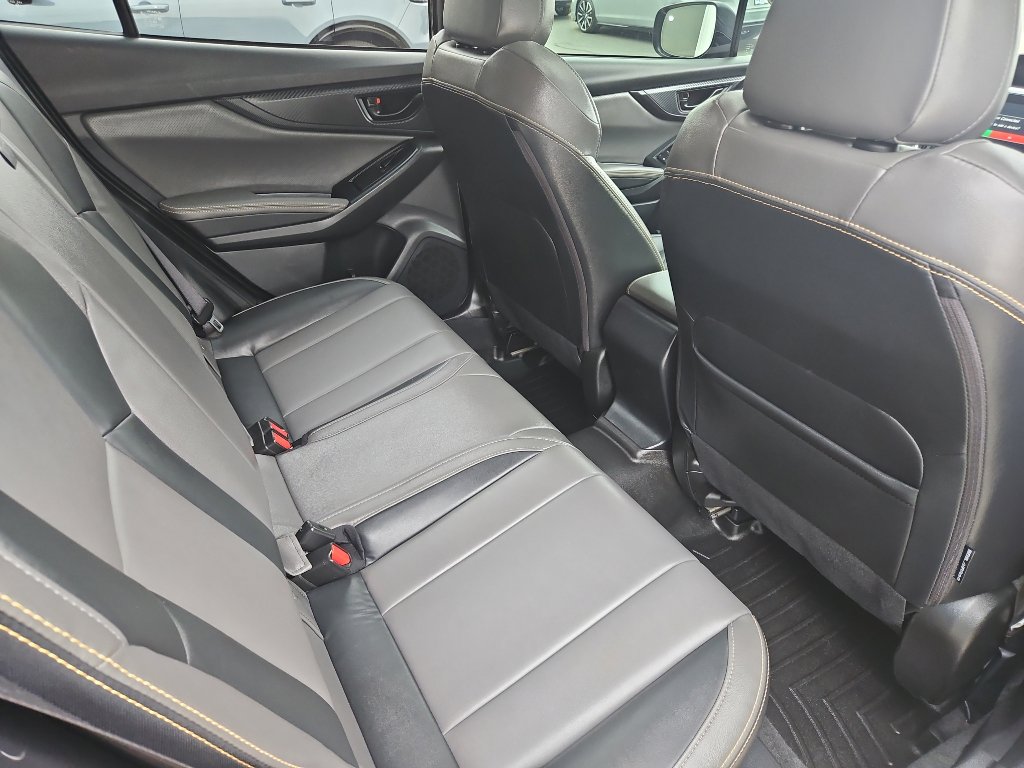 Used 2022 Subaru Crosstrek 2.5i Sport w/ Moonroof Package image 16