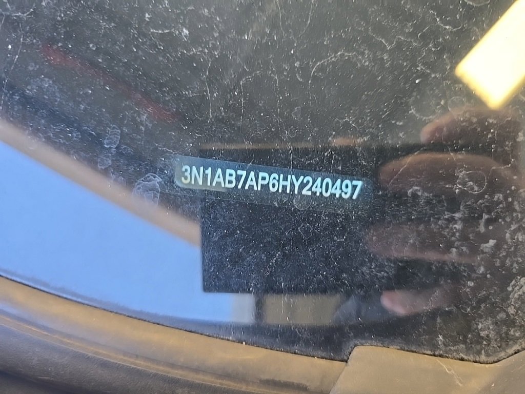 Used 2017 Nissan Sentra SL w/ SL Premium Technology Package image 5