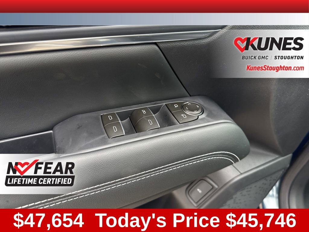 New 2026 GMC Terrain Denali w/ LPO, Black Badging Package AWD/4WD image 25