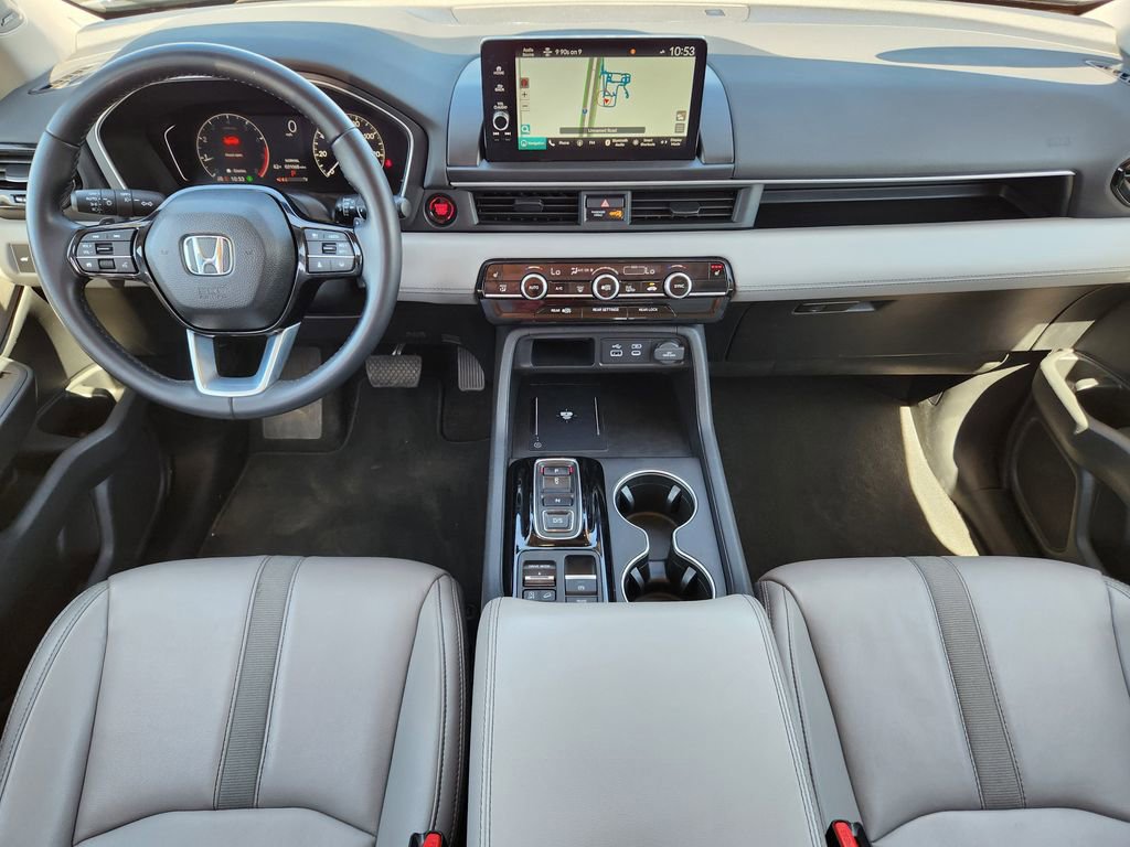 Used 2024 Honda Pilot Touring image 9