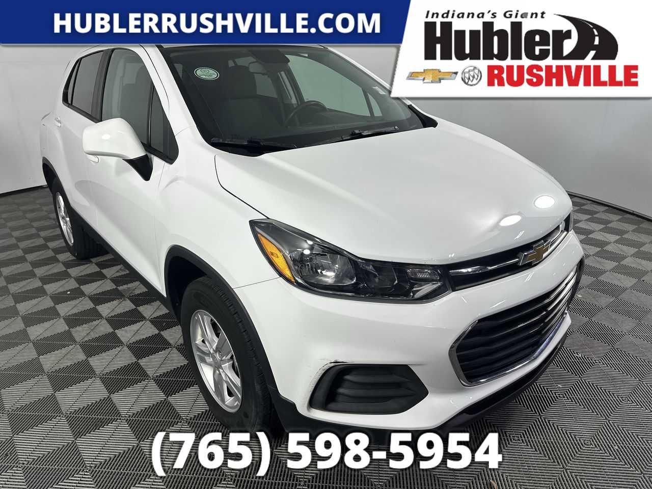 Used 2022 Chevrolet Trax LS w/ Tint and Cruise Package AWD/4WD image 1