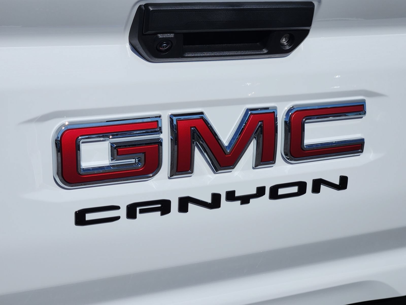 New 2026 GMC Canyon Elevation w/ Convenience Package RWD image 12