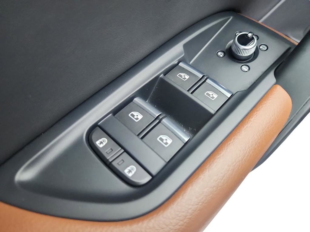 Used 2022 Audi Q5 2.0T Premium image 19