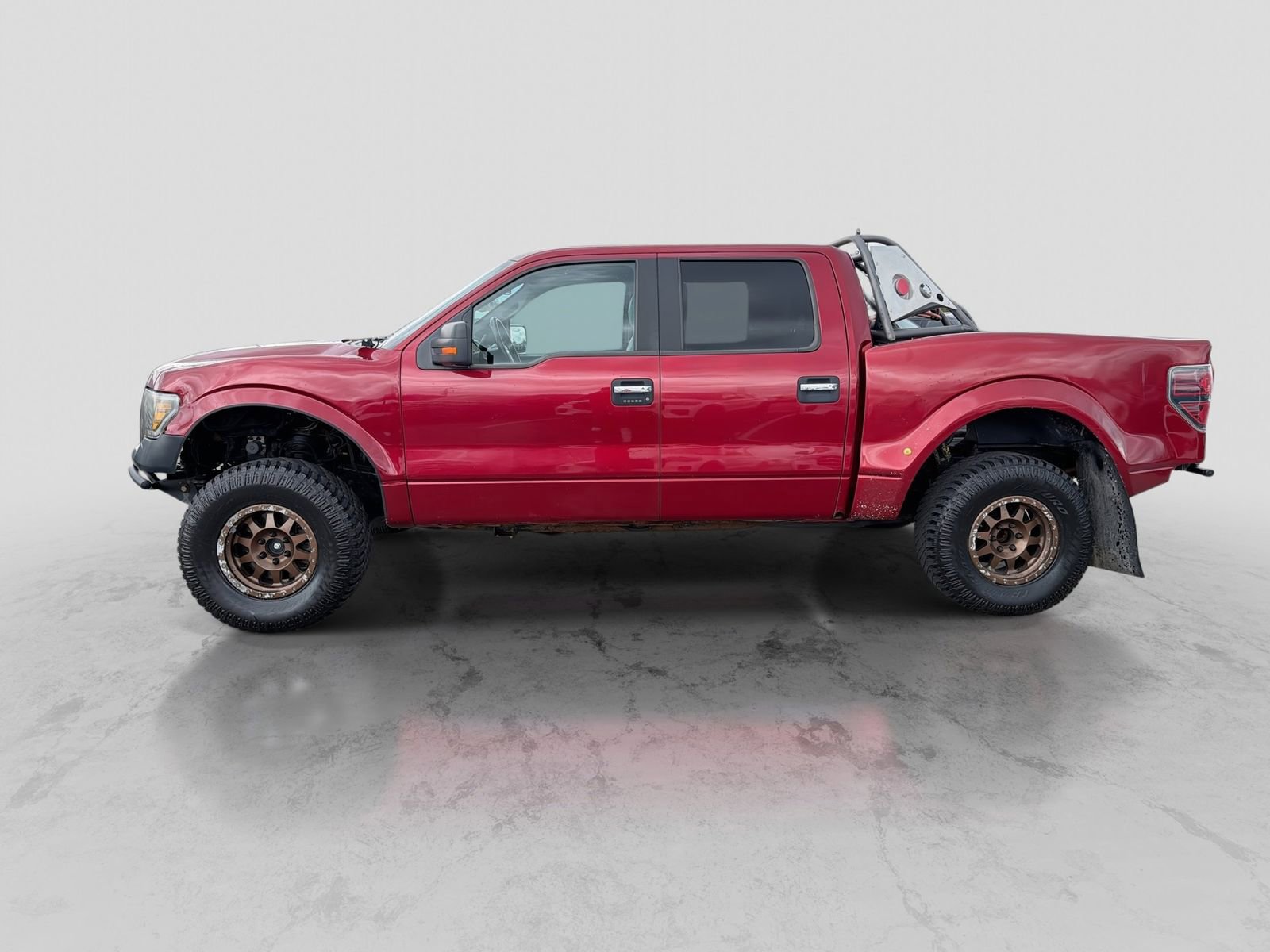 Used 2014 Ford F150 XLT w/ Equipment Group 302A Luxury AWD/4WD image 3