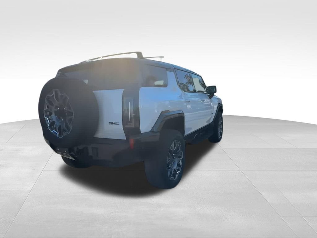 Used 2025 GMC Hummer EV 3X w/ LPO, Cargo Utility Package AWD/4WD image 8