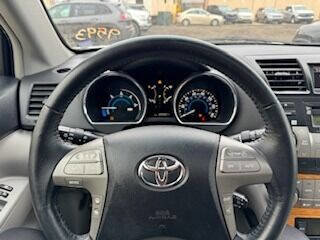 Used 2010 Toyota Highlander Limited image 9