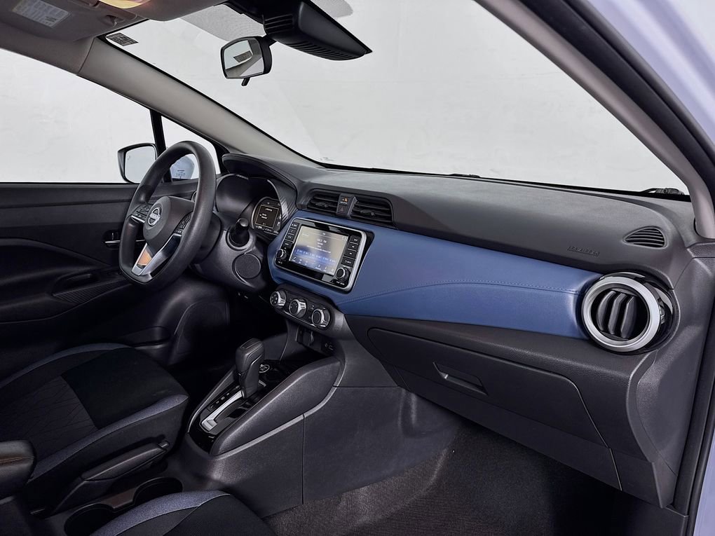 Used 2024 Nissan Versa SV w/ Trunk Package image 22