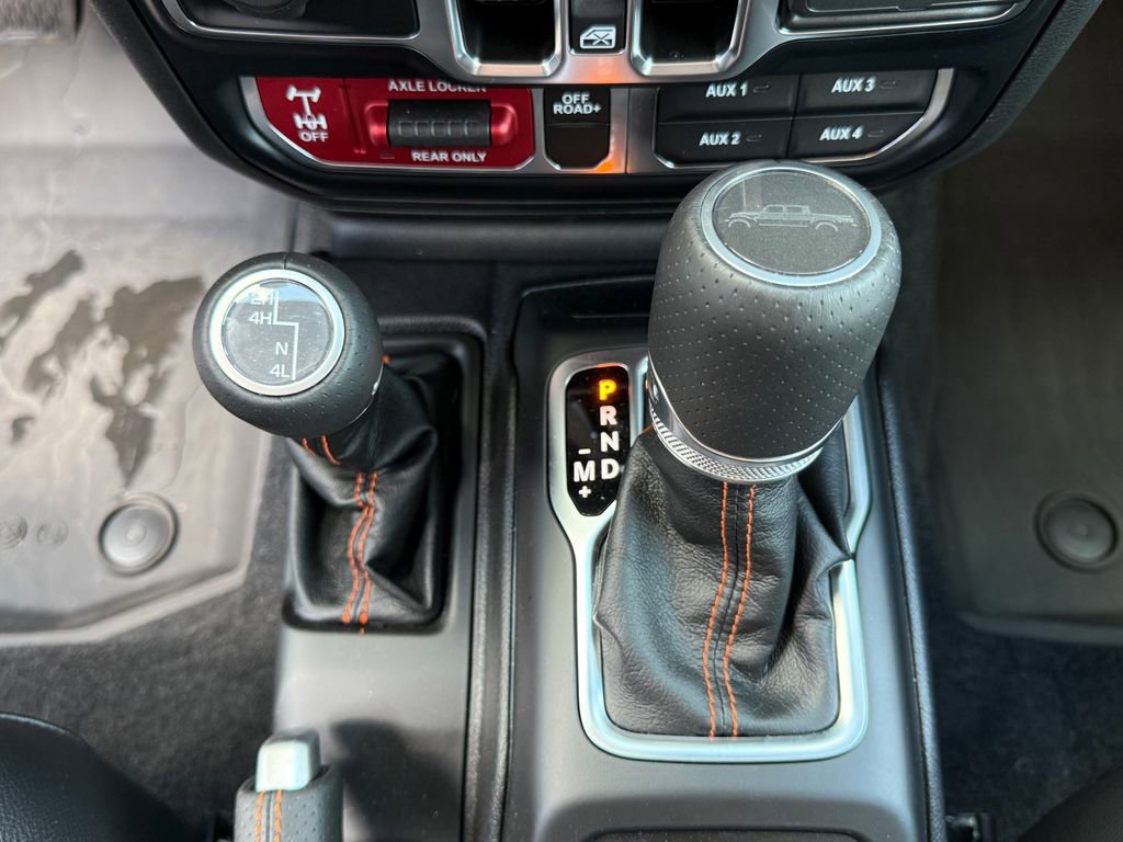 Used 2023 Jeep Gladiator Mojave w/ LED Lighting Group AWD/4WD image 27