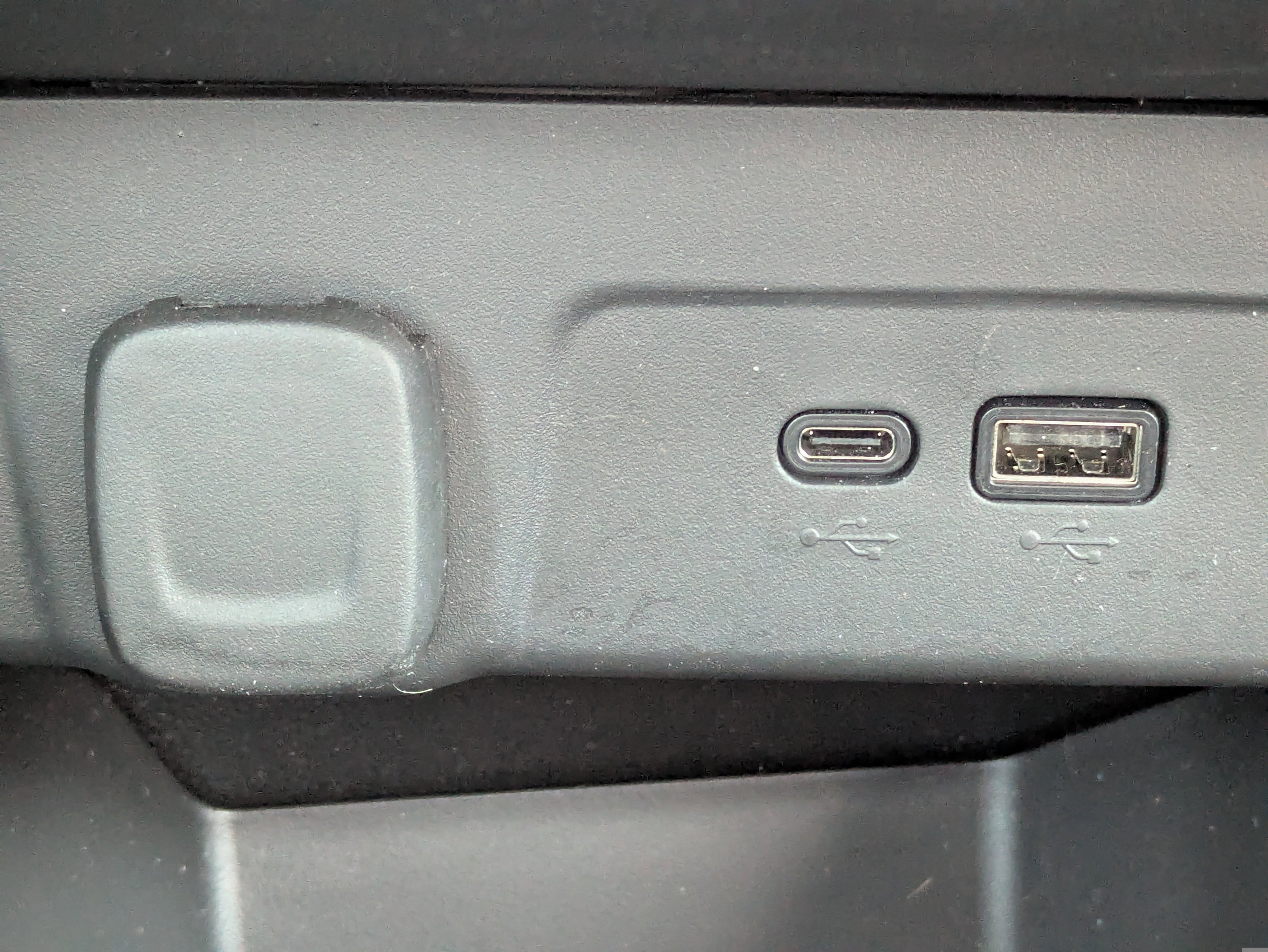 Certified 2024 Chevrolet Trax LT w/ LT Convenience Package image 26