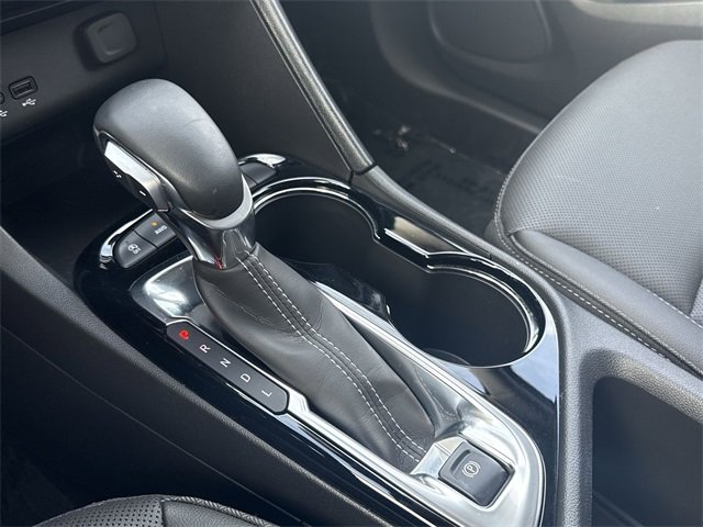 Used 2024 Buick Encore GX Sport Touring image 19