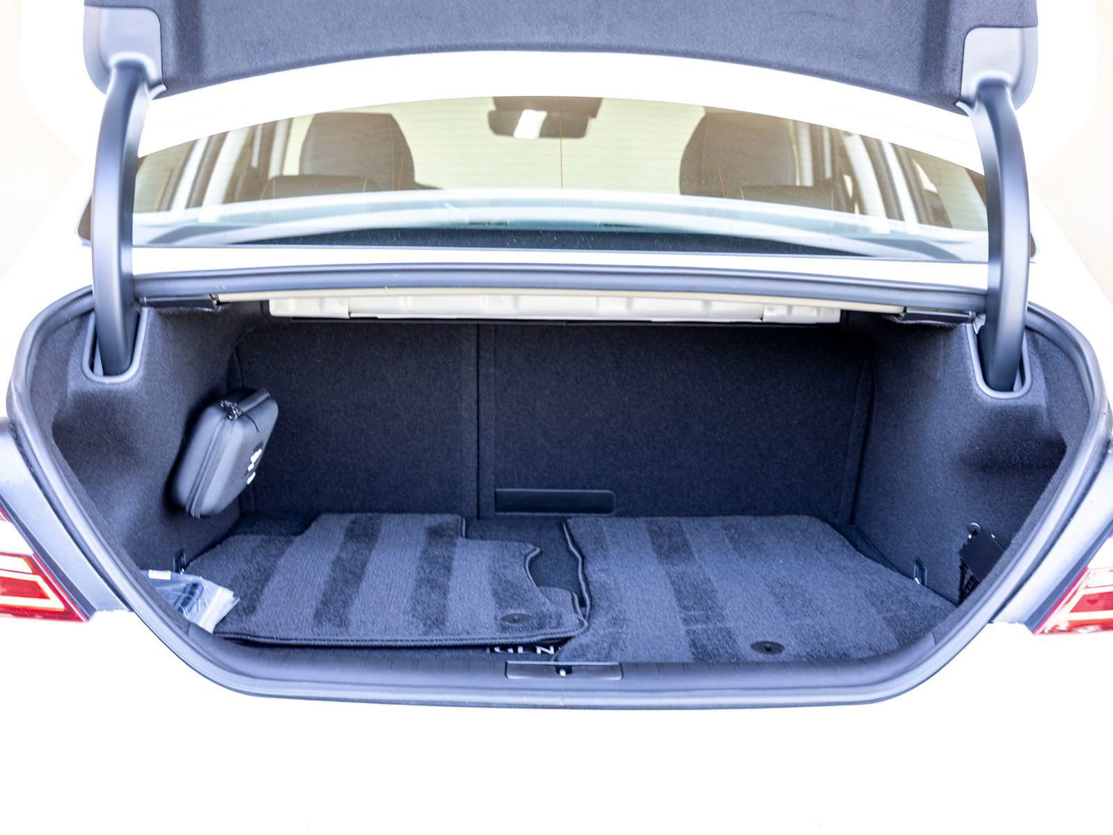 Used 2026 Genesis G70 2.5T Prestige image 22