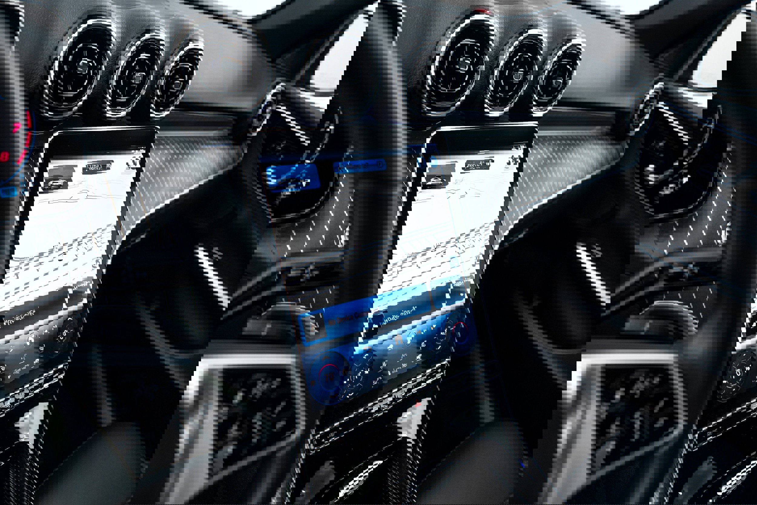 Used 2023 Mercedes-Benz C 300 4MATIC Sedan image 11