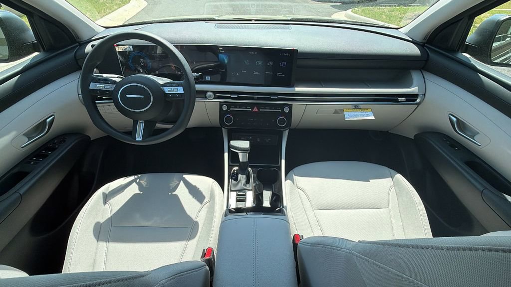 New 2026 Hyundai Tucson SEL FWD image 25