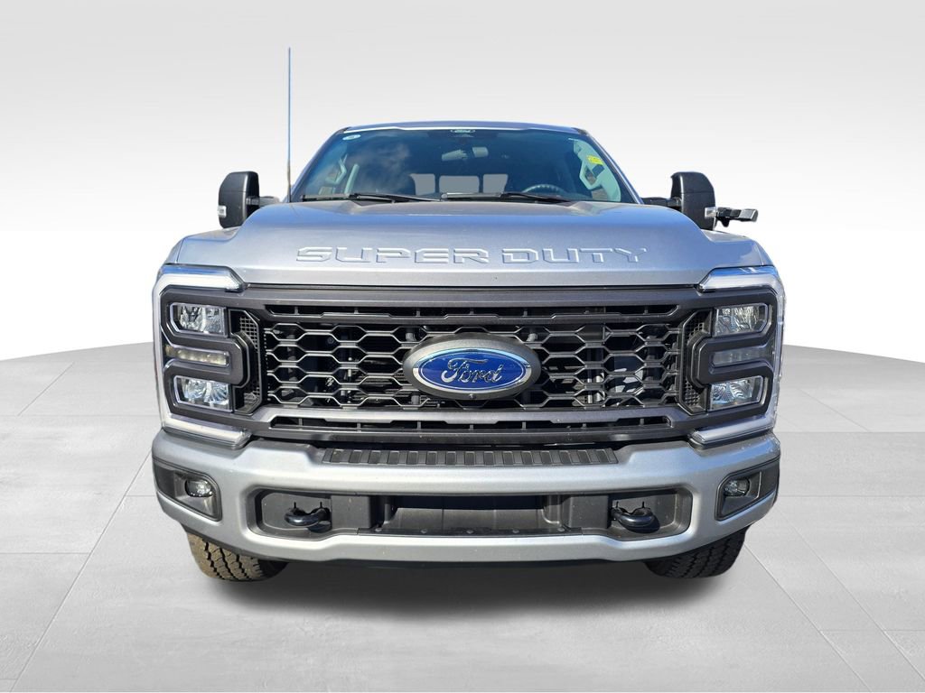 Used 2024 Ford F250 XL w/ STX Appearance Package image 6