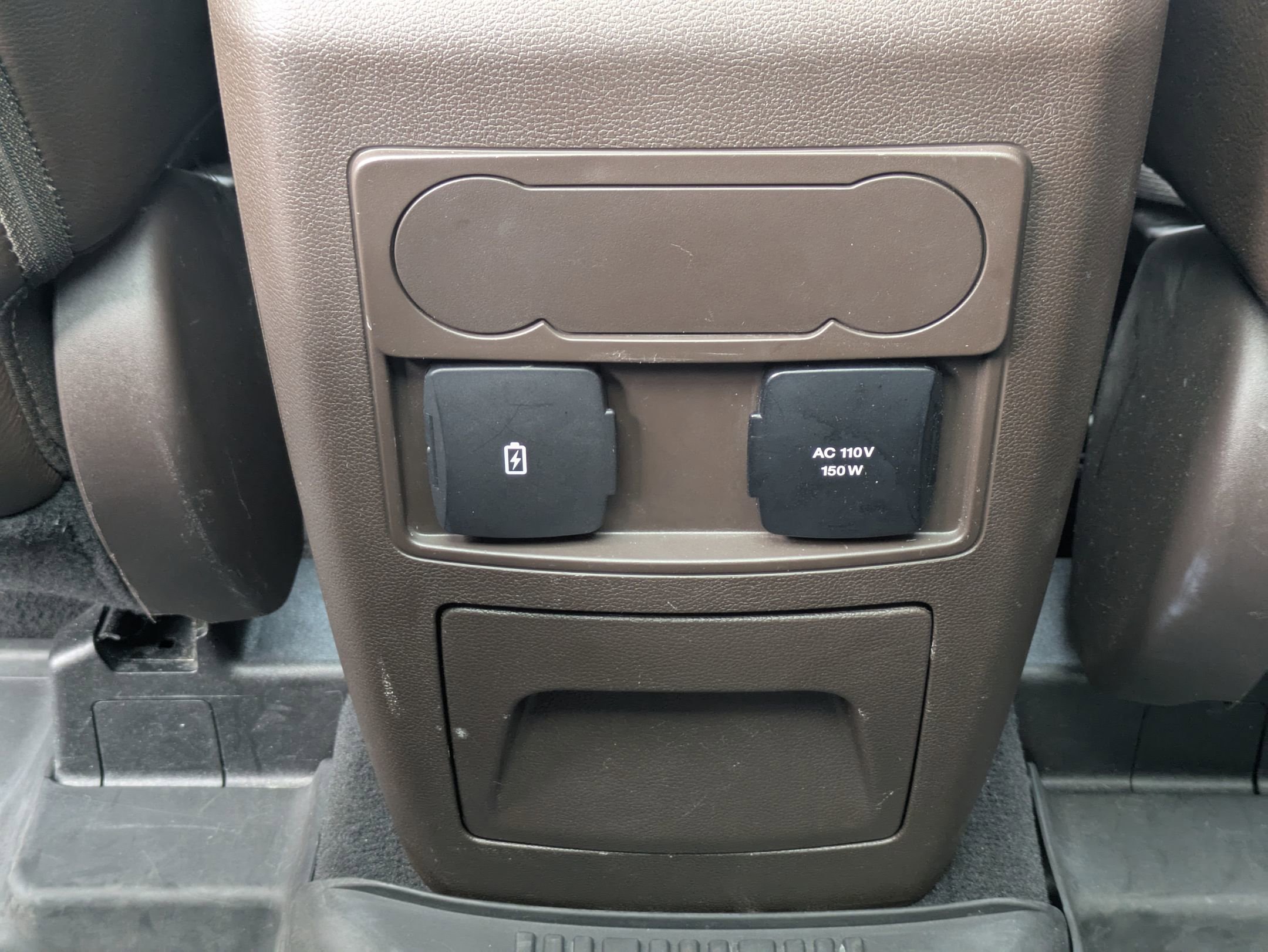 Used 2022 Ford Explorer King Ranch w/ Premium Technology Package image 24