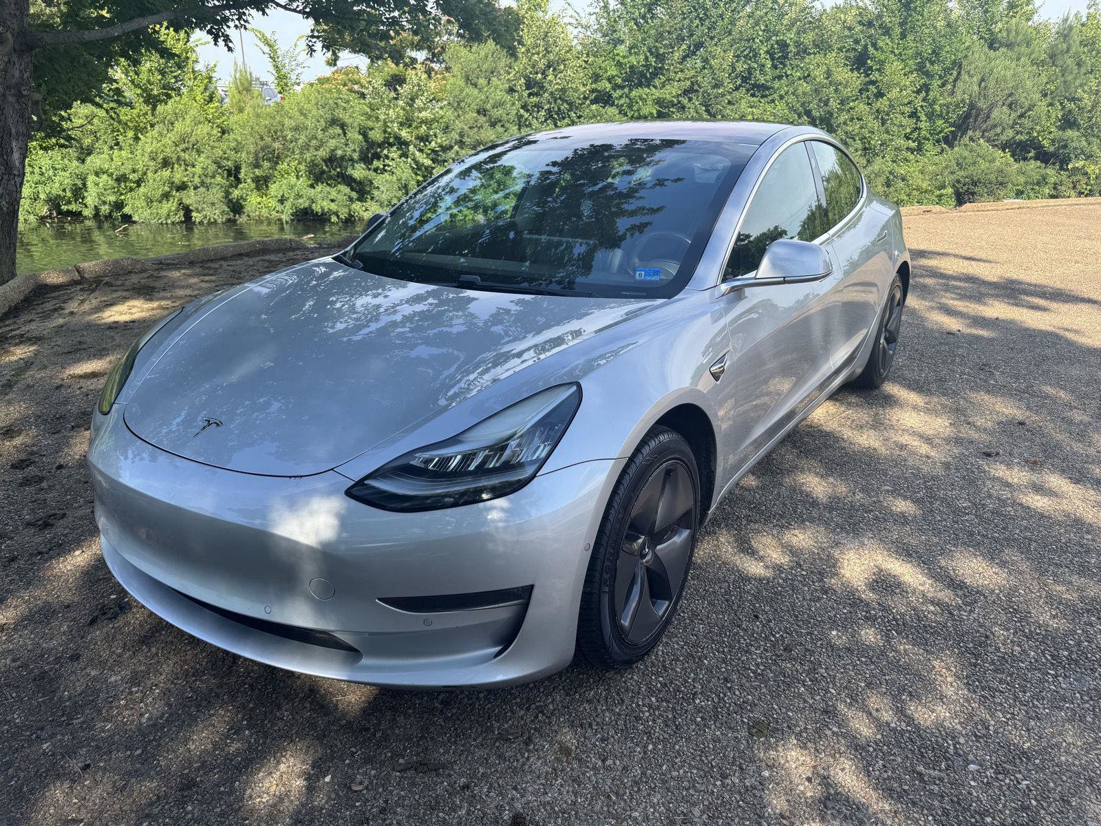 Used 2018 Tesla Model 3 Long Range RWD image 12
