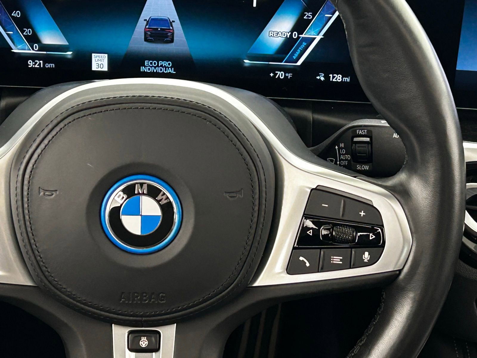 Used 2022 BMW i4 eDrive40 w/ M Sport Package image 13
