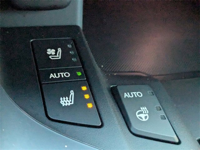 Used 2025 Lexus LX 600 4WD w/ Luxury Package image 24