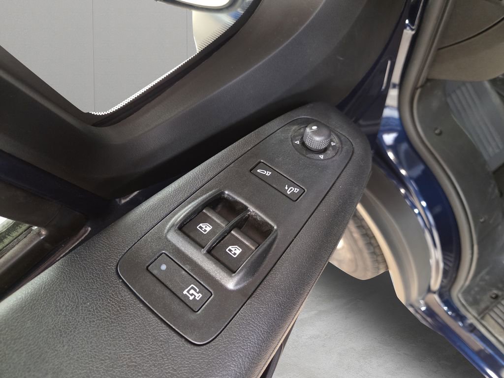 New 2025 RAM ProMaster 1500 w/ Quick Order Package 22G SLT image 14