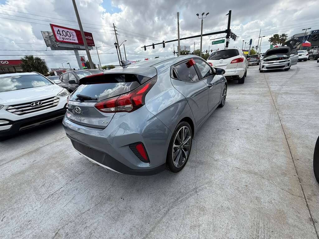 Used 2019 Hyundai Veloster 2.0 Premium FWD image 4