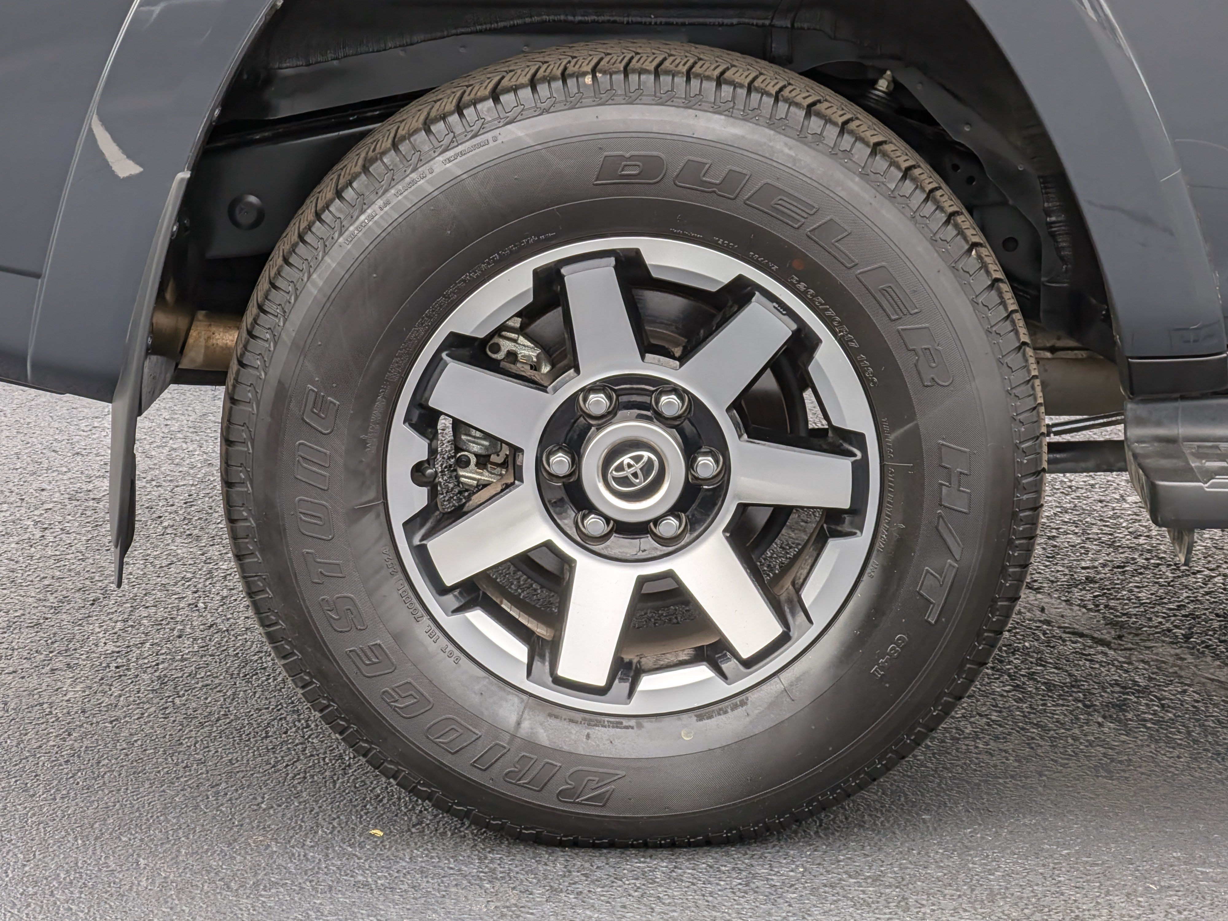 Certified 2024 Toyota 4Runner TRD Off-Road Premium w/ Off Road Premium Plus Package AWD/4WD image 11