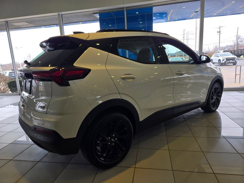 New 2027 Chevrolet Bolt RS image 9