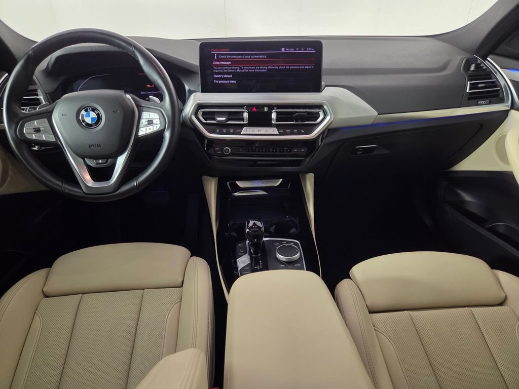 Used 2025 BMW X4 xDrive30i AWD/4WD image 26