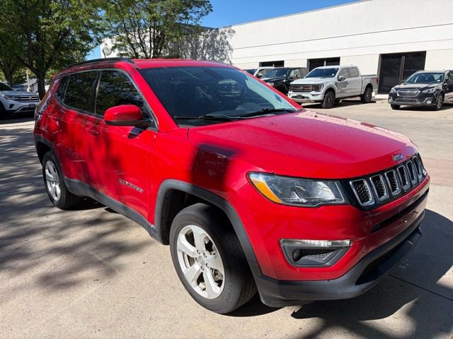 Used 2020 Jeep Compass Latitude AWD/4WD image 9