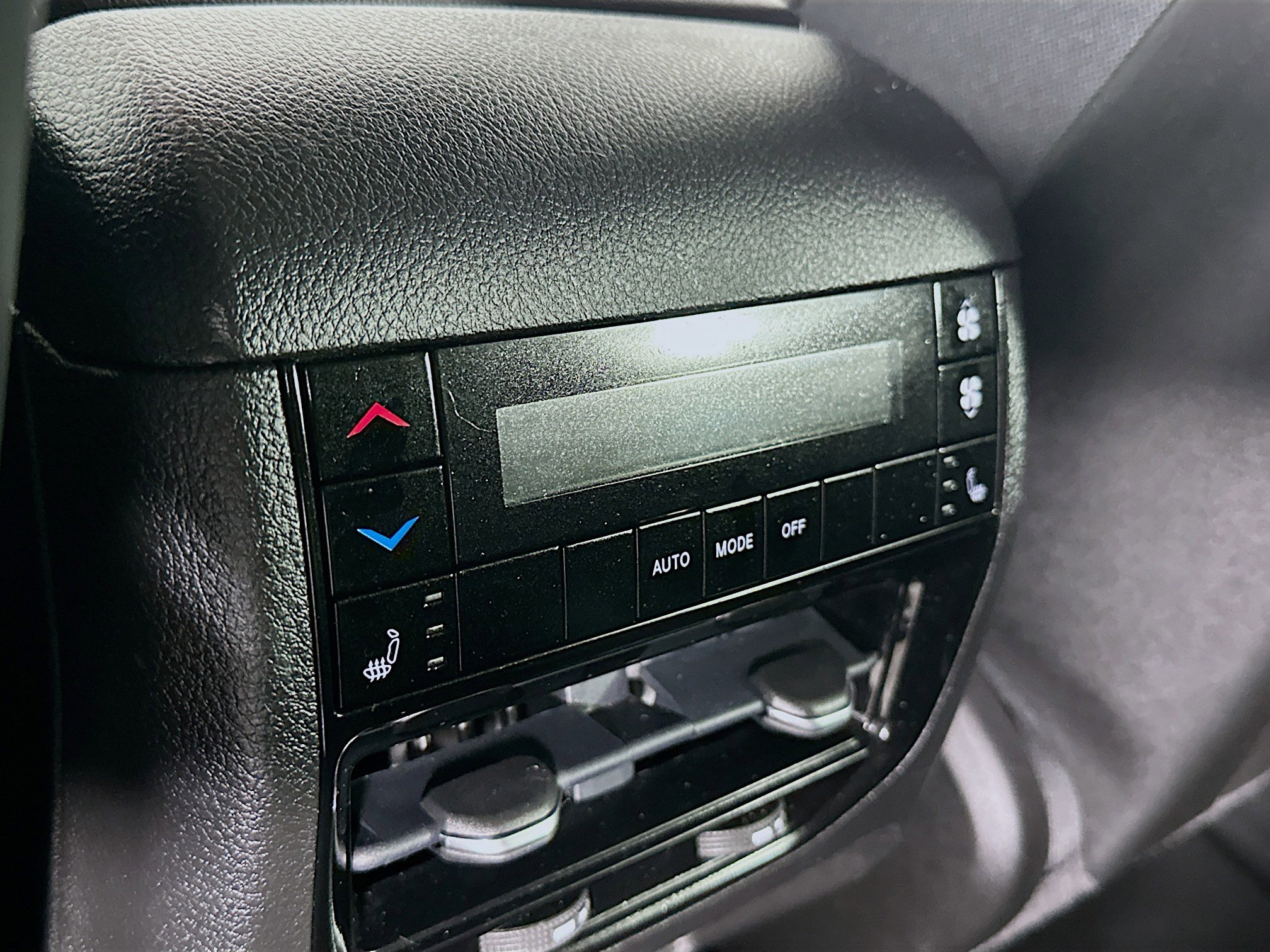 Used 2022 Jeep Grand Cherokee L Limited w/ Trailer Tow Group (B) AWD/4WD image 27