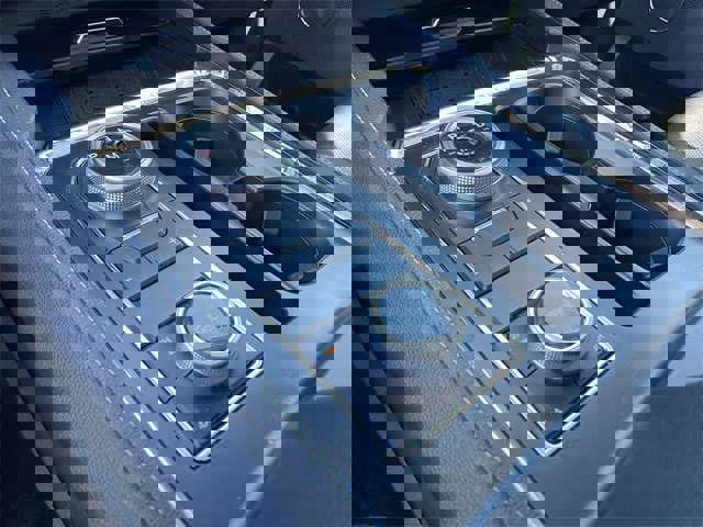 Used 2023 Ford Expedition Max XLT image 23