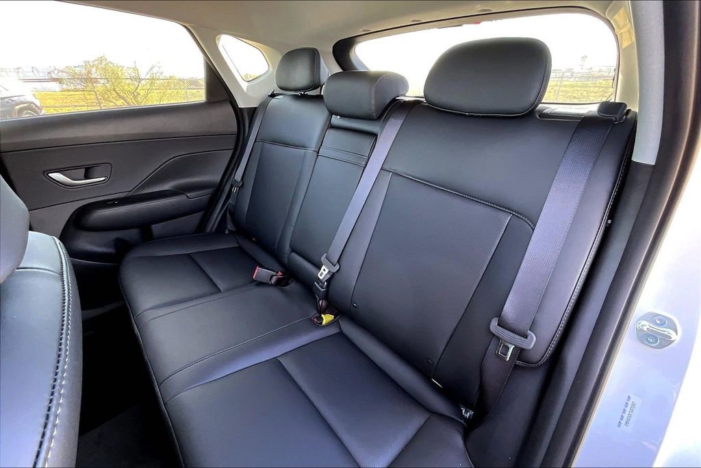 New 2026 Hyundai Kona SEL Premium AWD/4WD image 18